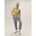 Weibliches Model mit gelbem Tanktop im Fokus